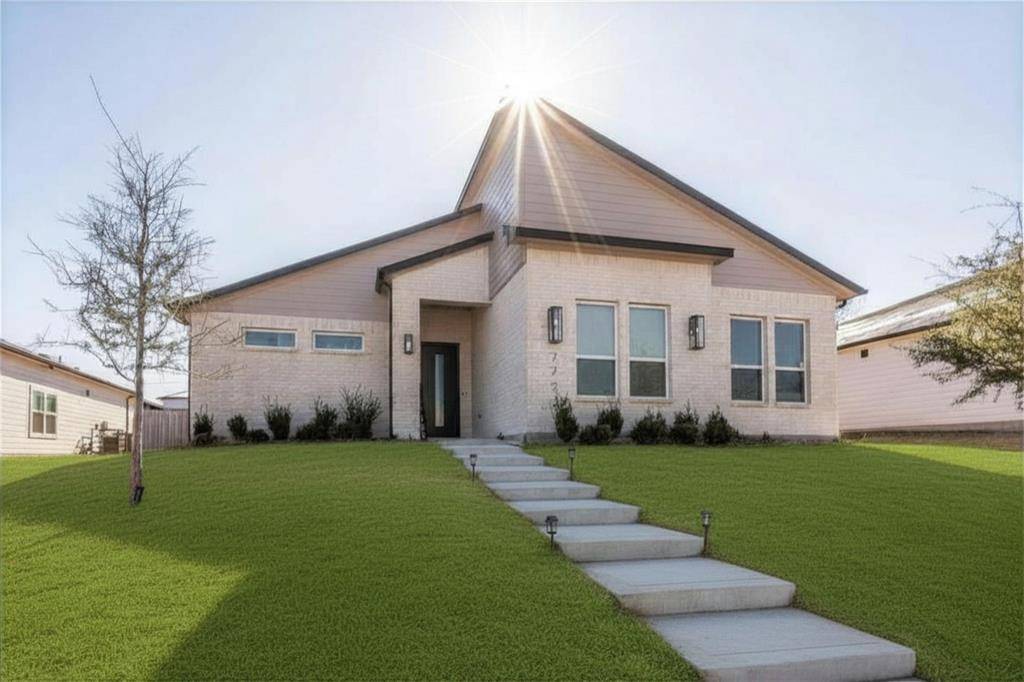 7722 Oak Garden Trail, Dallas, TX 75232
