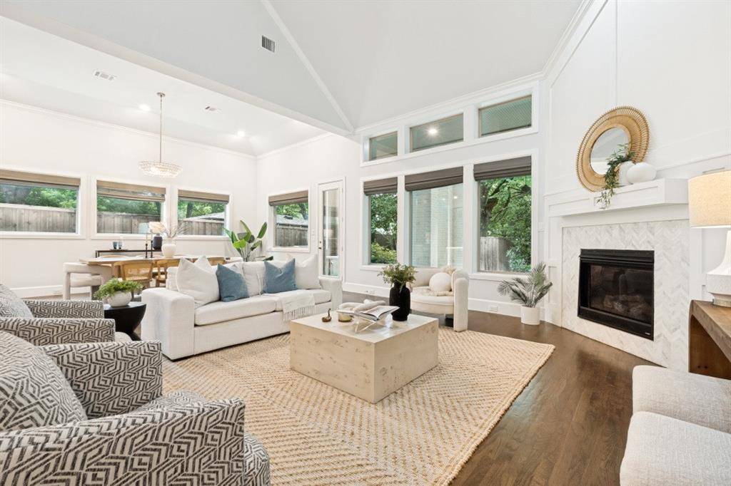 3932 Frontier Lane, Dallas, TX 75214