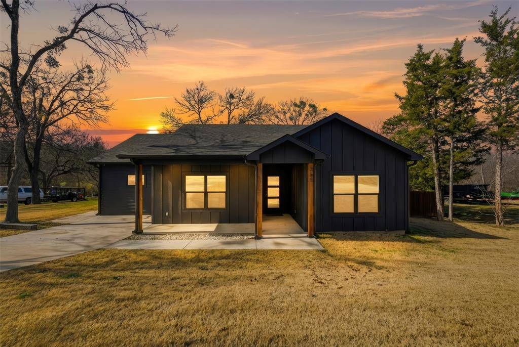 265 Bentwood Drive, Pottsboro, TX 75076