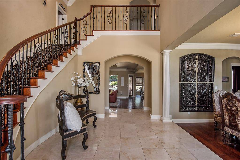 6909 Heritage Oaks Drive, Mansfield, TX 76063