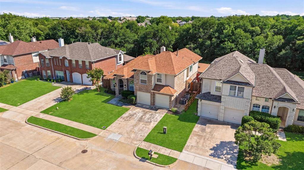 1136 Breezewood Drive, Lewisville, TX 75077