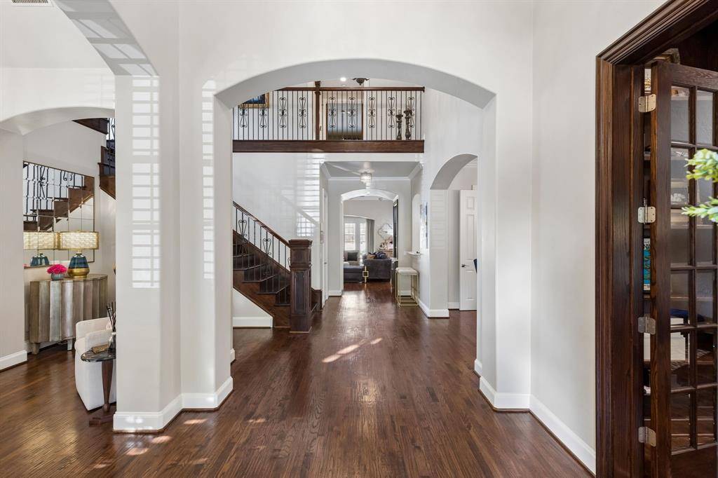5880 Shady Oaks Drive, Frisco, TX 75034