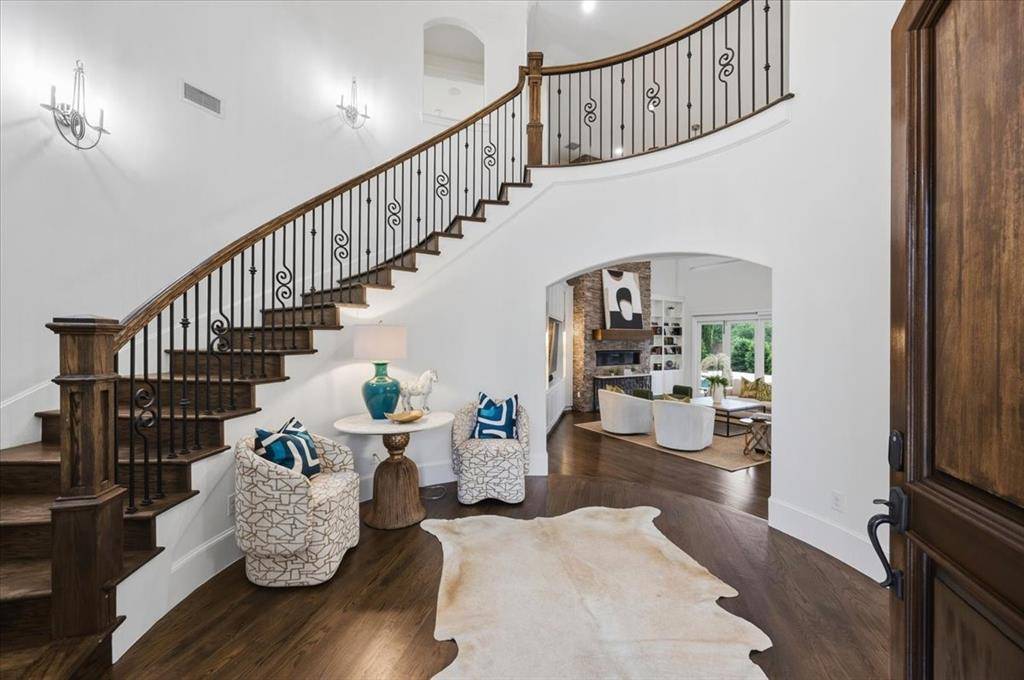 4153 Idlewild Drive, Fort Worth, TX 76107