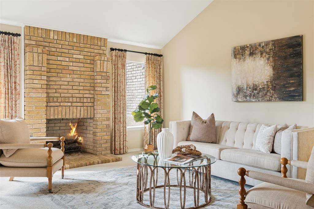8415 Old Moss Road, Dallas, TX 75231