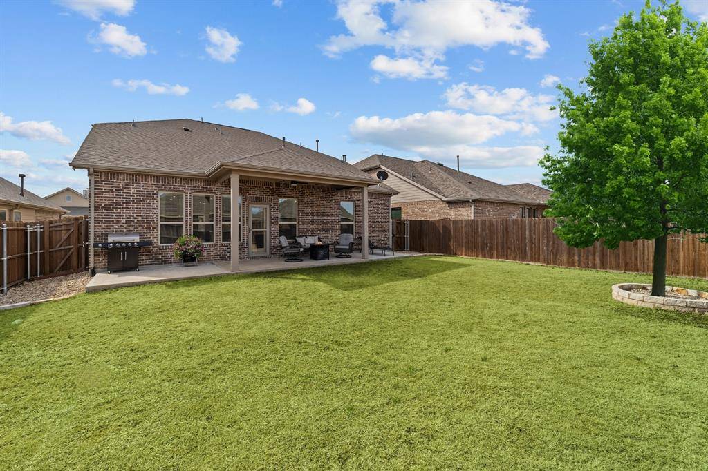 910 Blackhawk Drive, Princeton, TX 75407