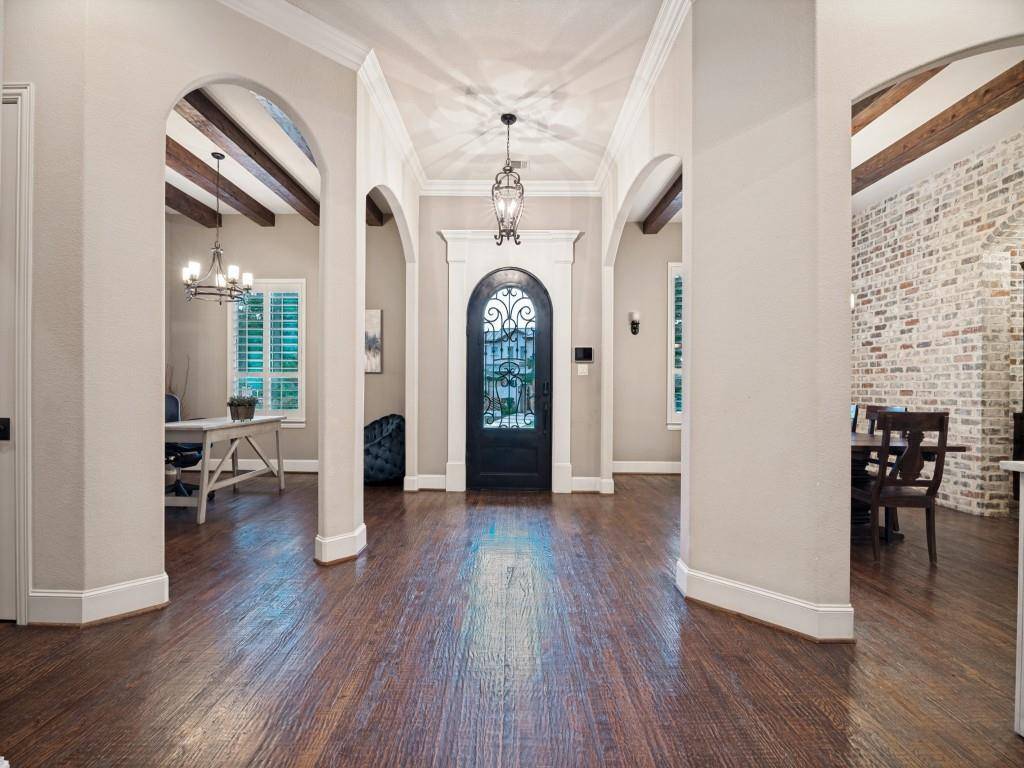 125 Brentwood Drive, Heath, TX 75032