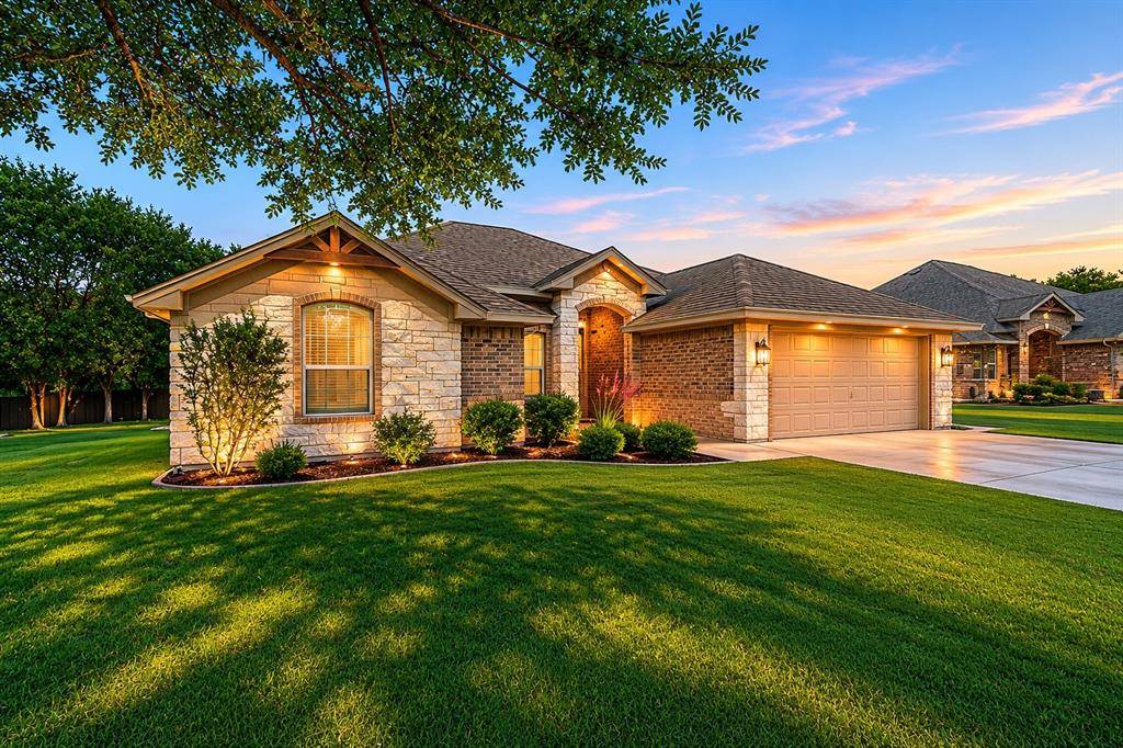 3907 Del Rio Court, Granbury, TX 76049