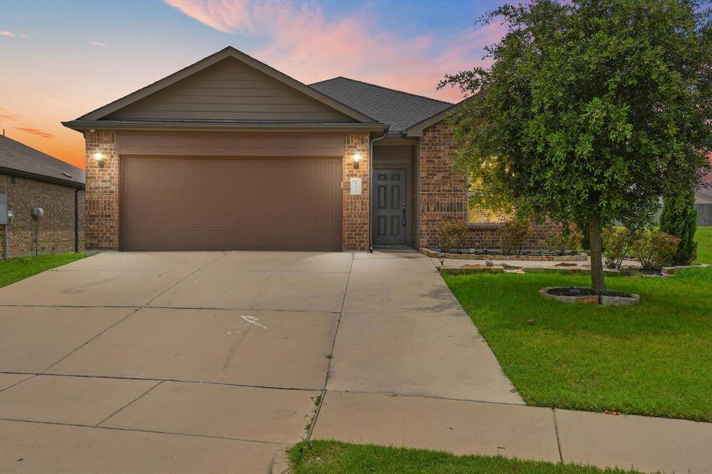 103 Alamo Way, Venus, TX 76084