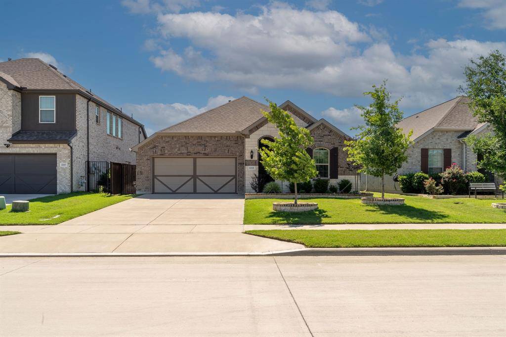 1233 Agape Drive, Haslet, TX 76052