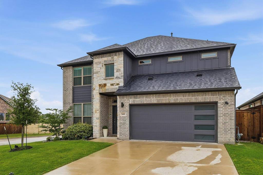 5601 Annie Creek Road, Fort Worth, TX 76126