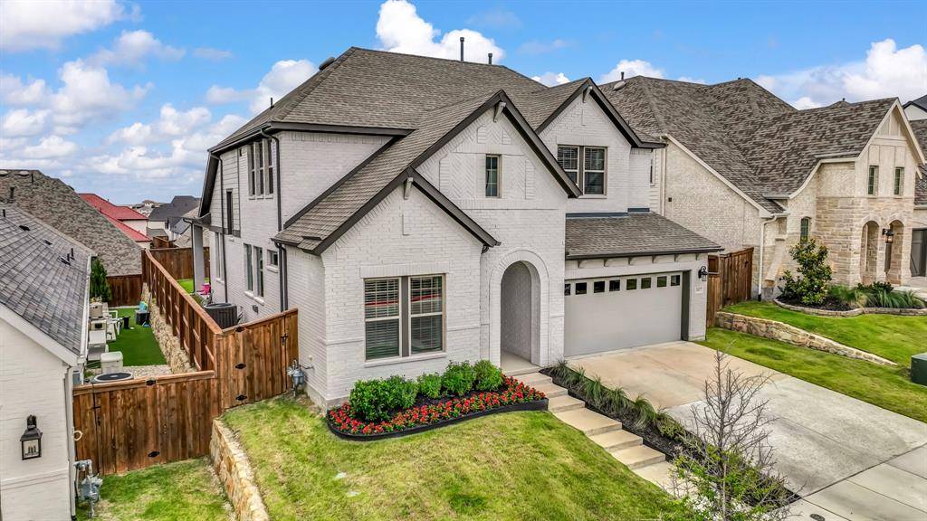 1617 Purple Thistle Lane, Fort Worth, TX 76008