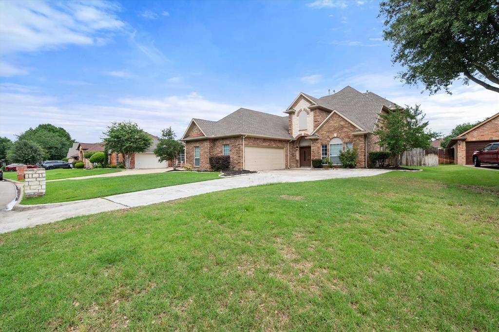 1116 Brook Arbor Drive, Mansfield, TX 76063