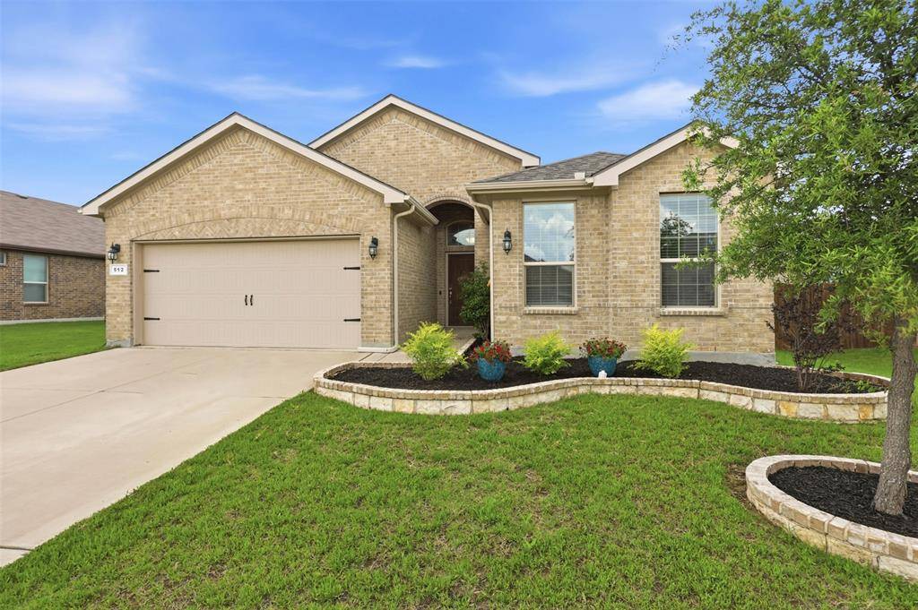 512 Dunster Lane, Saginaw, TX 76131