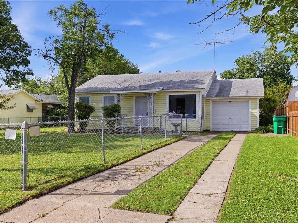 5113 Flagstone Drive, Sansom Park, TX 76114
