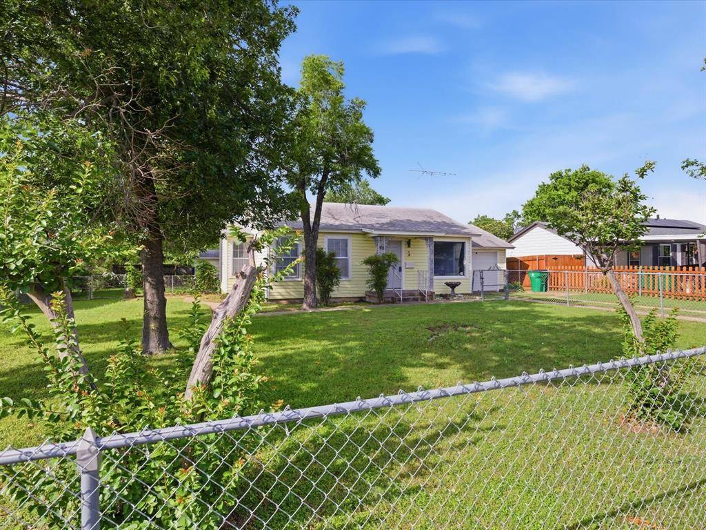 5113 Flagstone Drive, Sansom Park, TX 76114