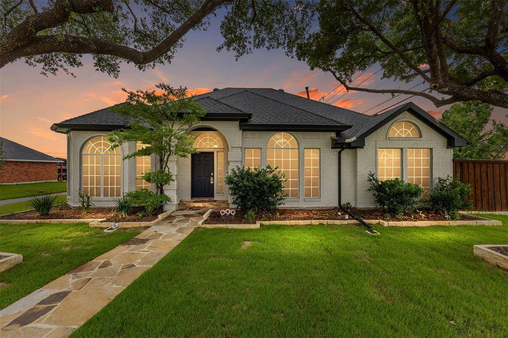 2236 Tanglewood Street, Mesquite, TX 75181