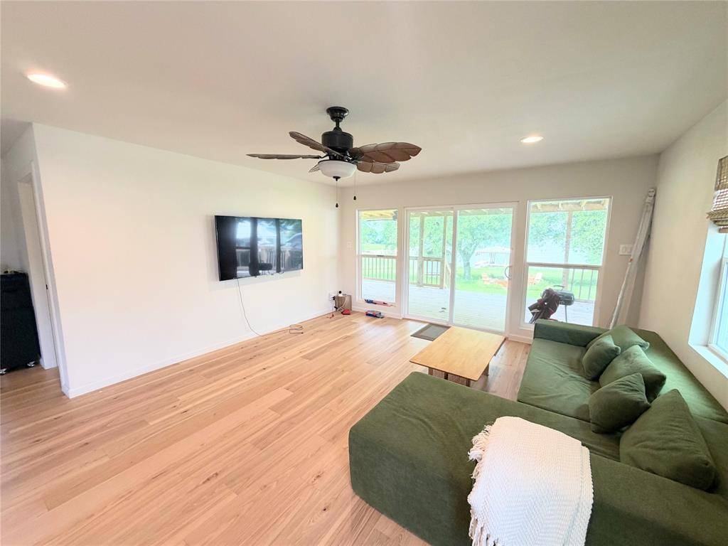 1601 LCR 822, Groesbeck, TX 76642
