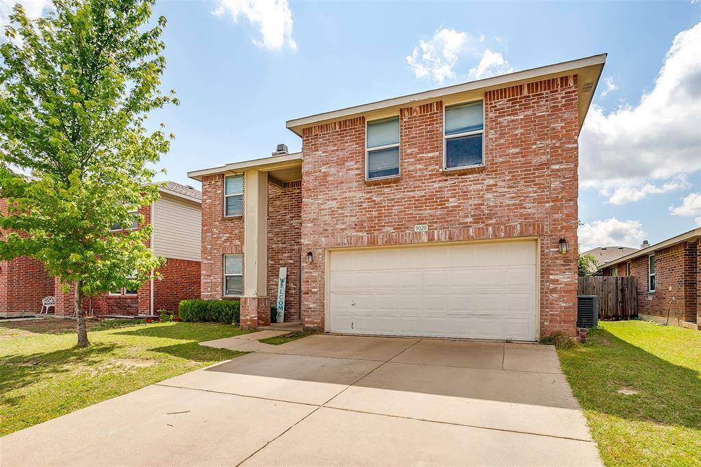 9028 Quarter Horse Lane, Fort Worth, TX 76123