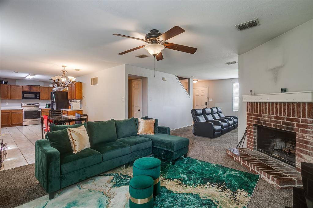9028 Quarter Horse Lane, Fort Worth, TX 76123