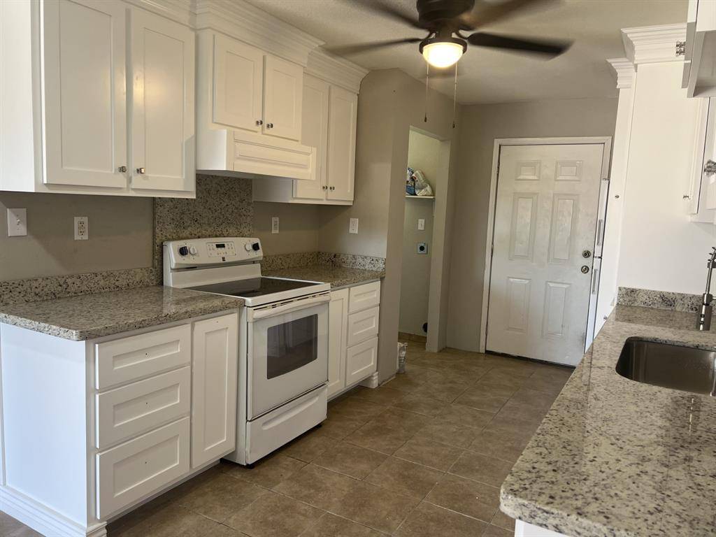 3272 Tesoro Loop #1, Eagle Pass, TX 78852