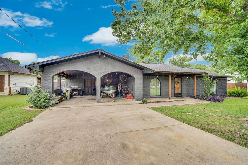 605 W 3rd Street, Maypearl, TX 76064