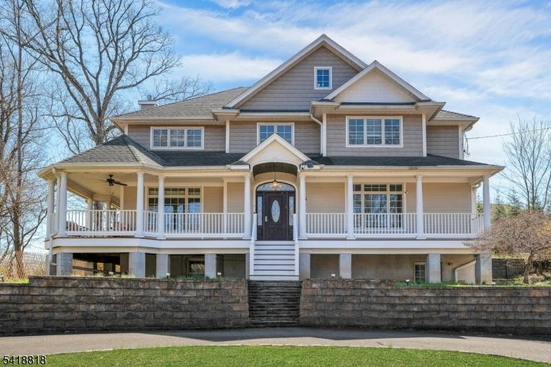 26 Sunset Rd, Livingston Twp., NJ 07039