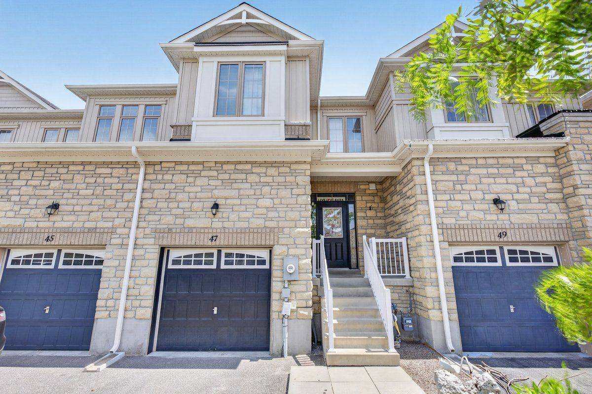 47 Greenwood DR, Essa, ON L0M 1B4