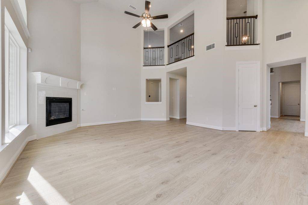 7630 Kiowana Court, Grand Prairie, TX 75054
