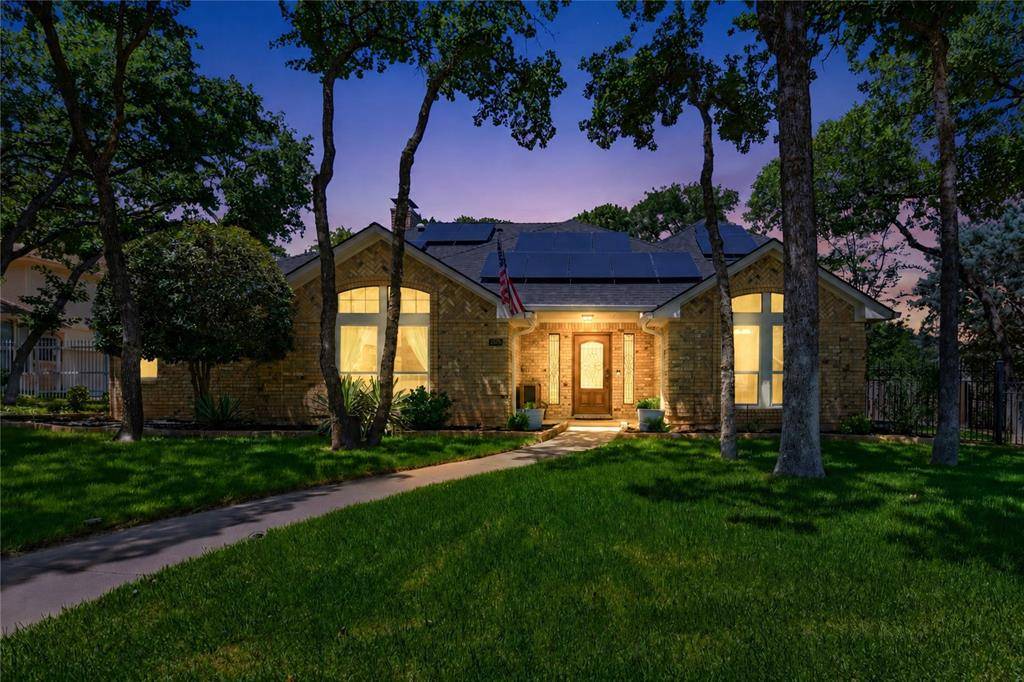 3072 High Cliff Drive, Grapevine, TX 76051