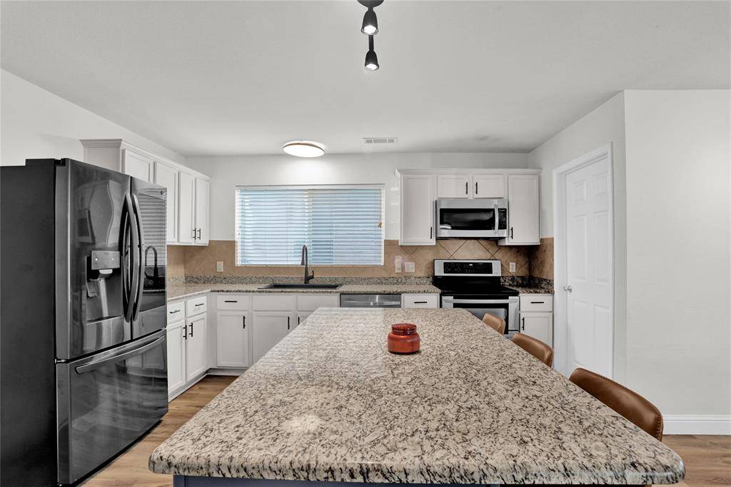 2408 Eisenhower Drive, Mckinney, TX 75071