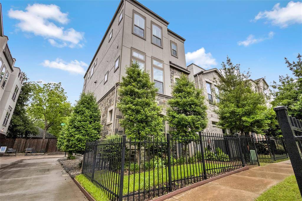 5485 Beecher Street, Dallas, TX 75209