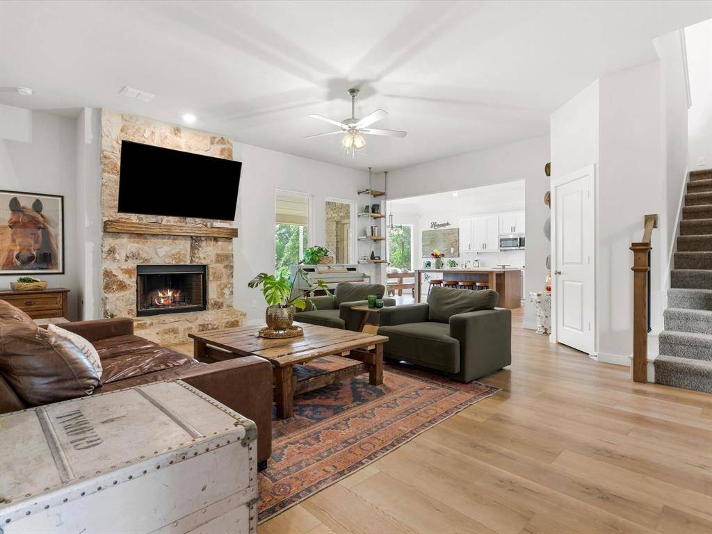 155 Rj Smith Drive, Boyd, TX 76023