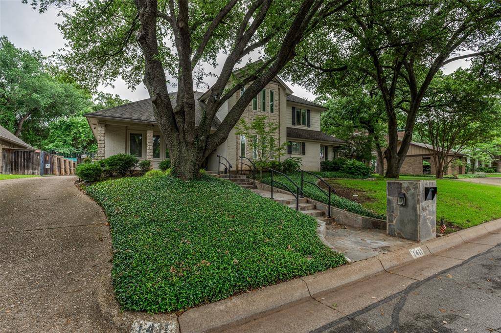 1411 Clubview Court, Arlington, TX 76013