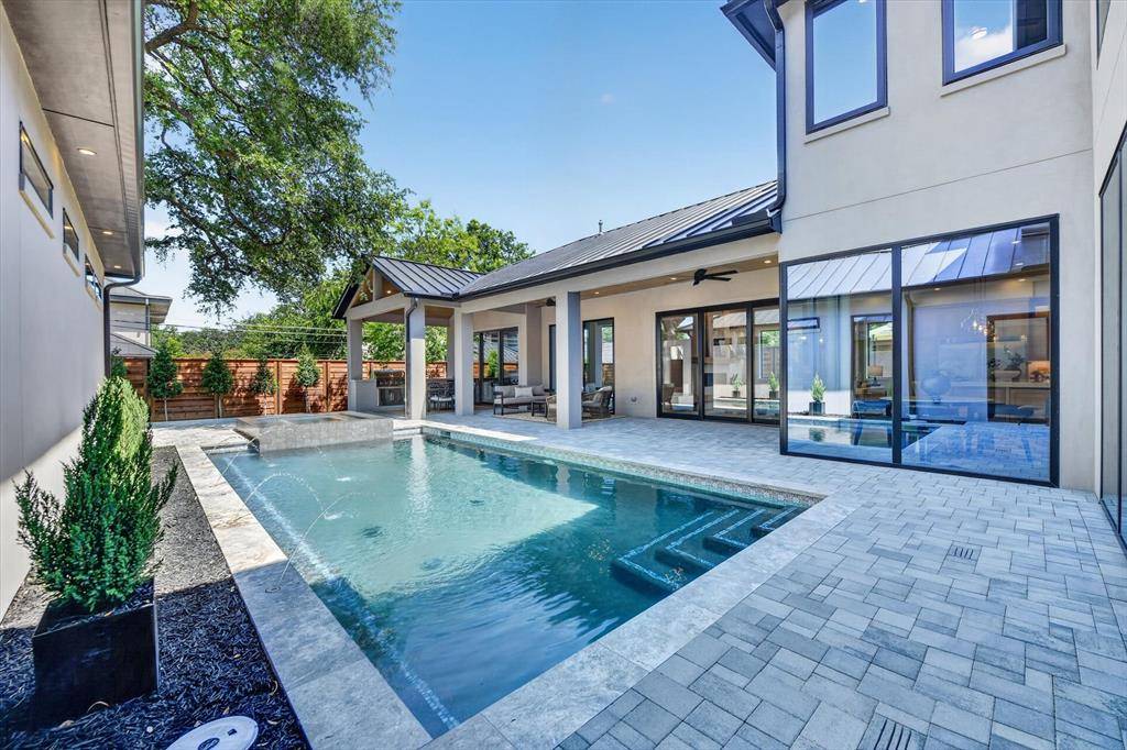 11028 Edgemere Road, Dallas, TX 75230