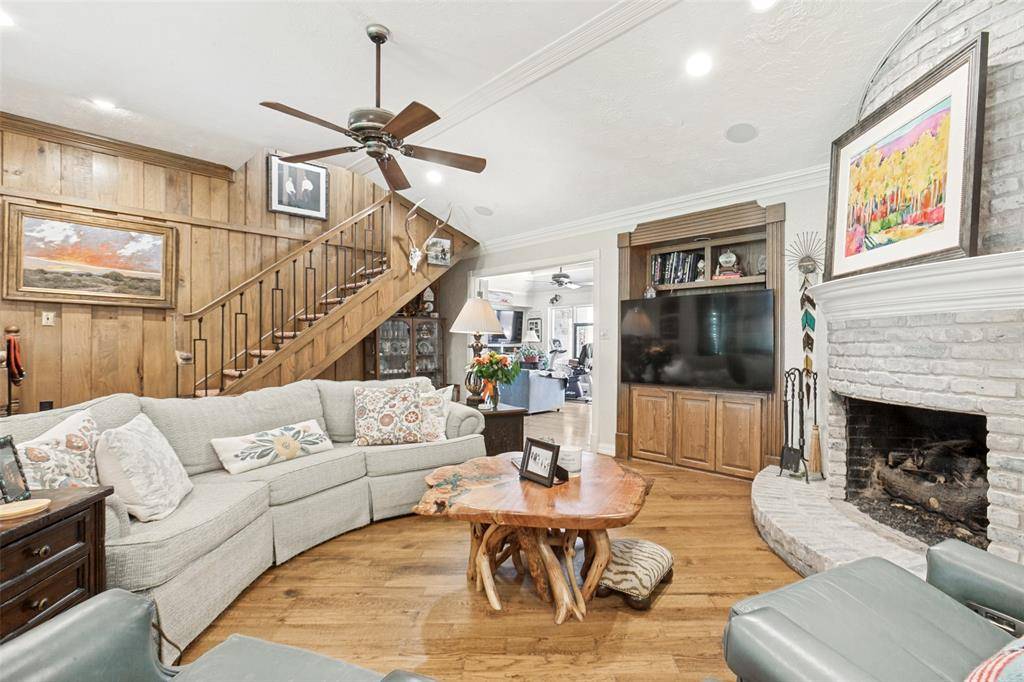 9159 Dunmore Drive, Dallas, TX 75231