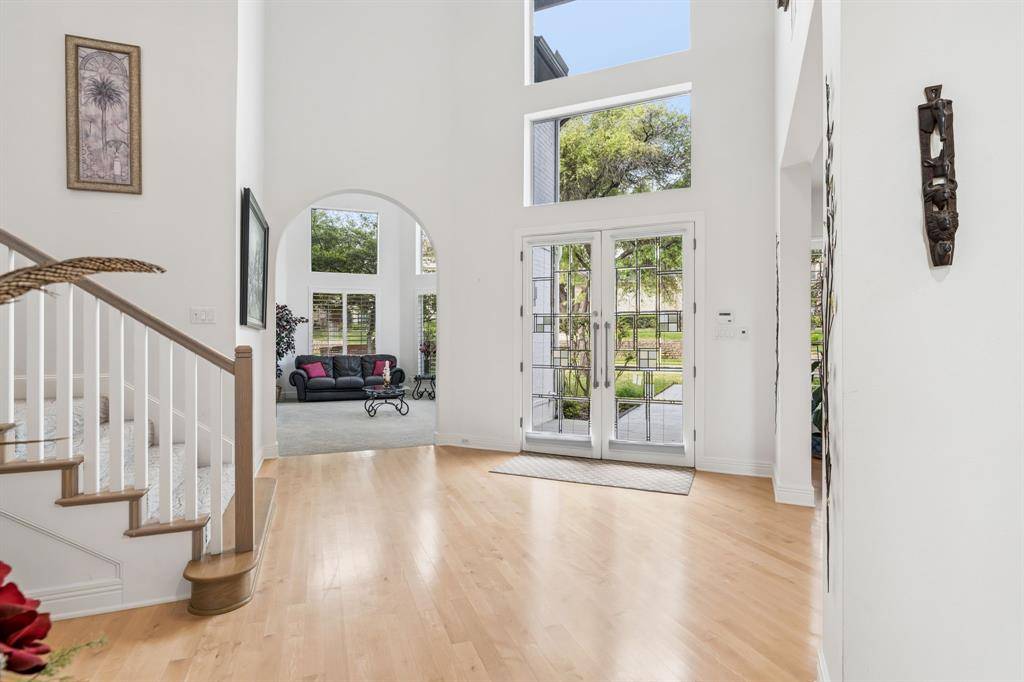 18736 Wainsborough Lane, Dallas, TX 75287