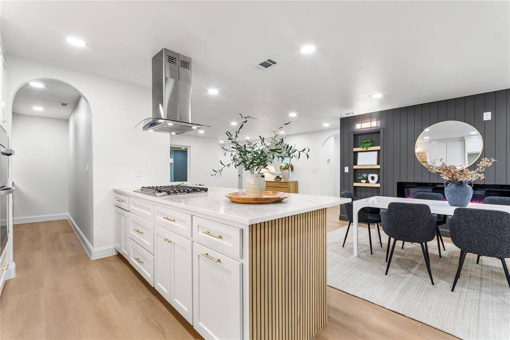 9110 Westglen Drive, Dallas, TX 75228