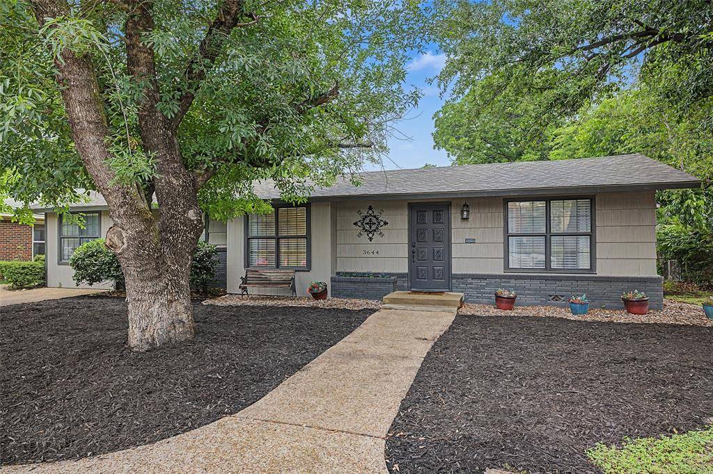 3644 W Seminary Drive, Fort Worth, TX 76109