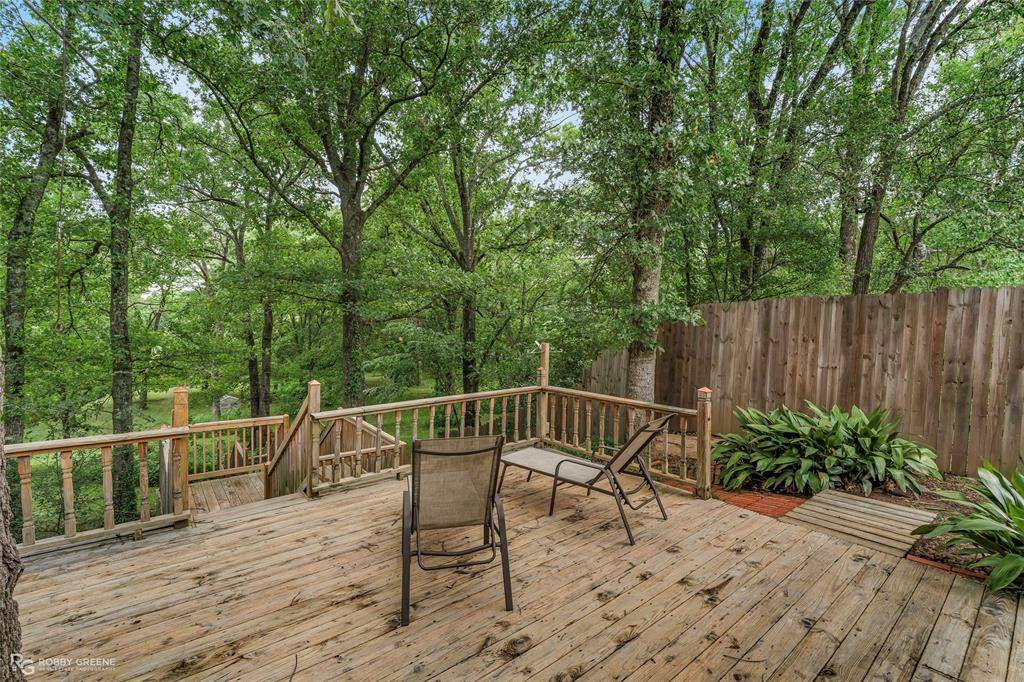 210 Country Club Drive, Benton, LA 71006