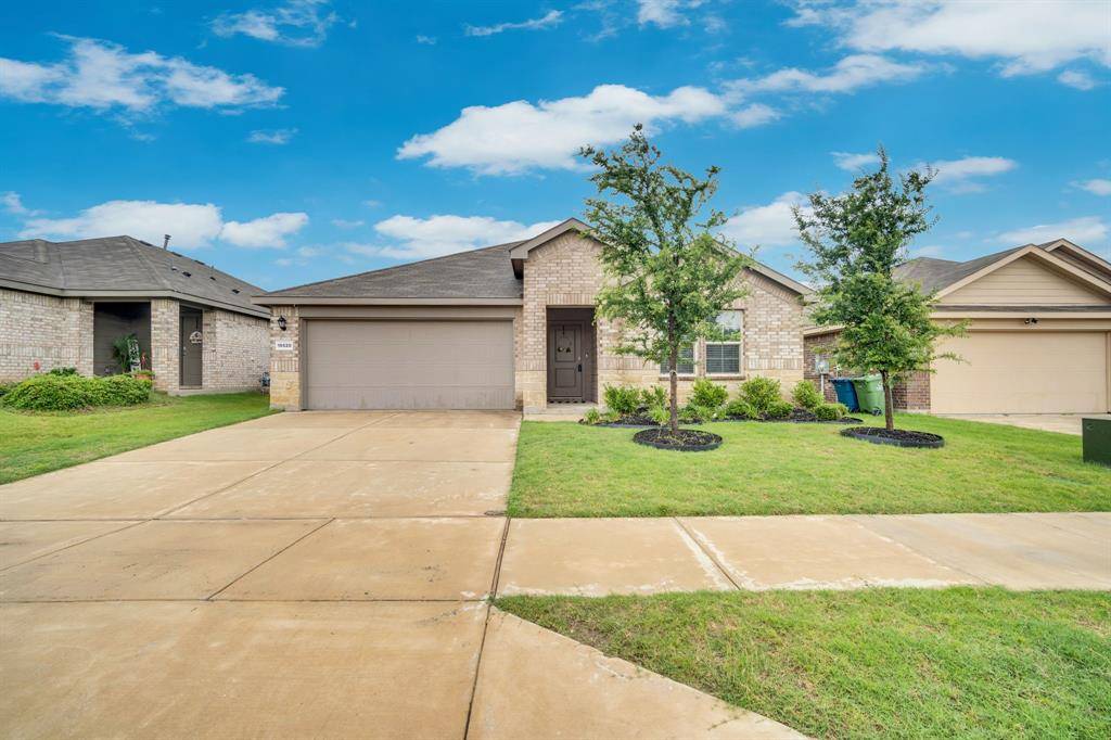 16620 Portage Street, Justin, TX 76247