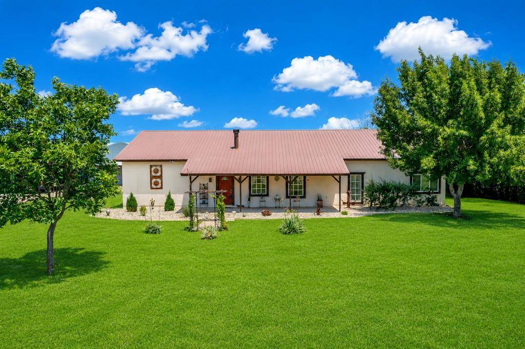 2112 N County Road 810, Alvarado, TX 76009