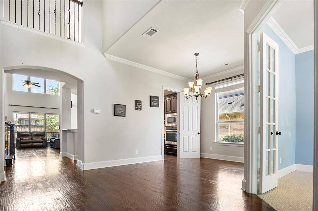419 Paluxy Drive, Irving, TX 75039
