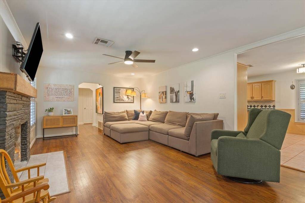 4400 Cedar Mountain Drive, Waco, TX 76708