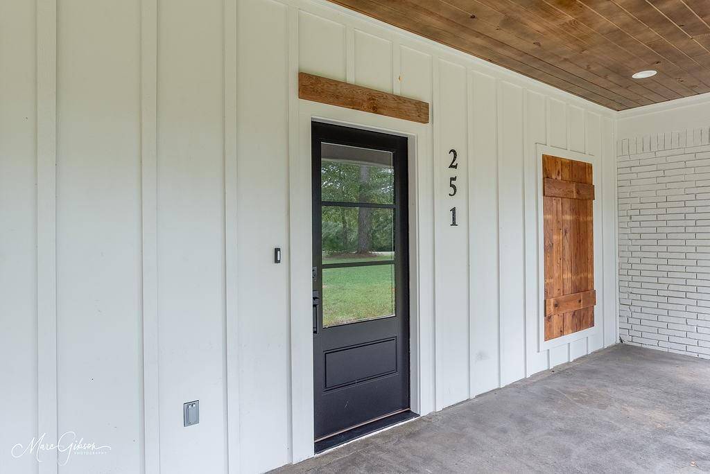 251 Jessie Jones Drive, Benton, LA 71006