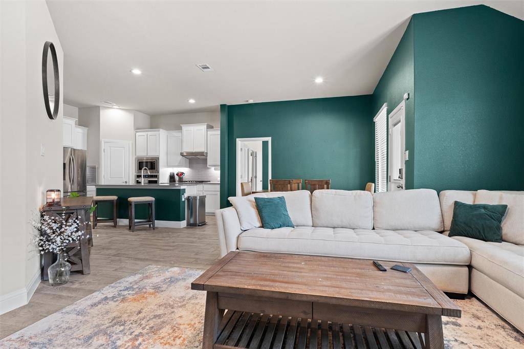 11504 Hartwell Lane, Fort Worth, TX 76244