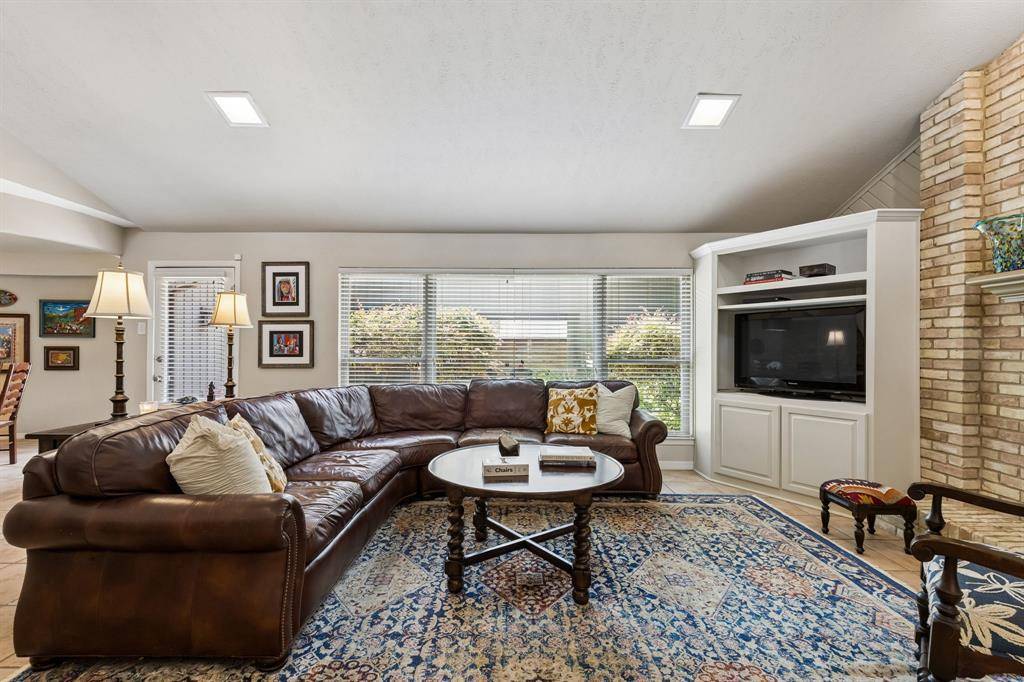 7055 Merriman Parkway, Dallas, TX 75231