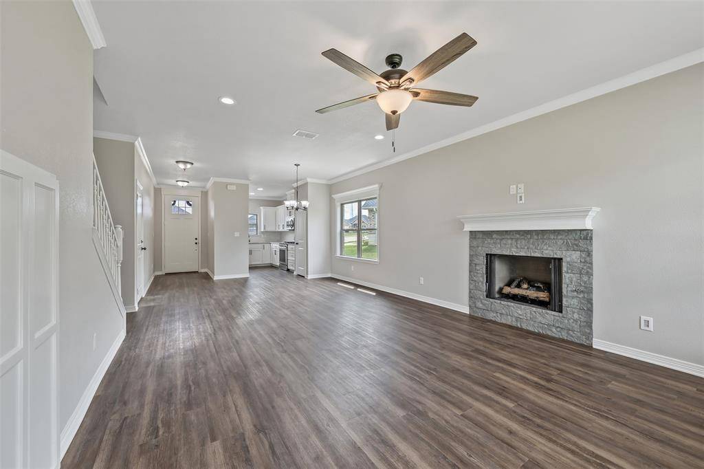 504 Cornerstone, Lindale, TX 75771