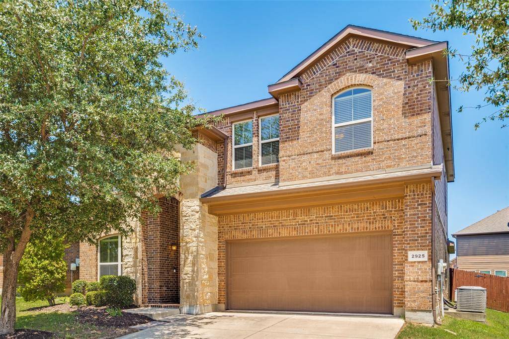 2925 Cedar Ridge Lane, Fort Worth, TX 76177