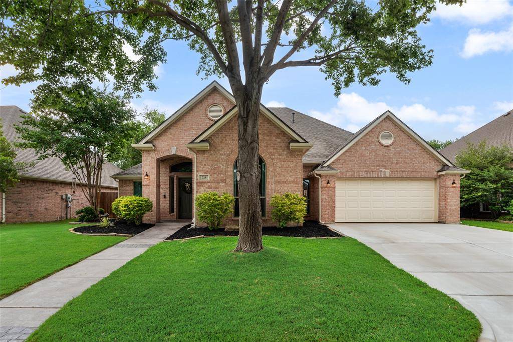 318 Lakewood Drive, Trophy Club, TX 76262
