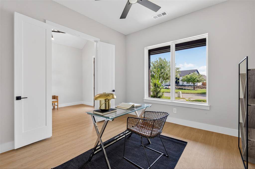 1011 Devonshire Drive S, Forney, TX 75126